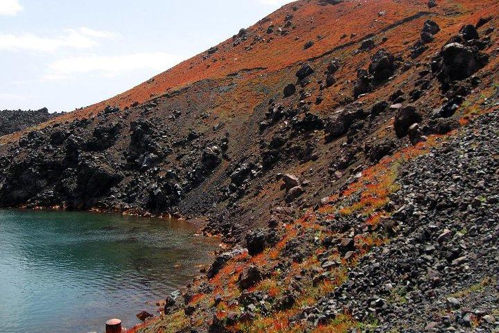 Private Tour: Santorini Volcano Trip Including Hot Springs