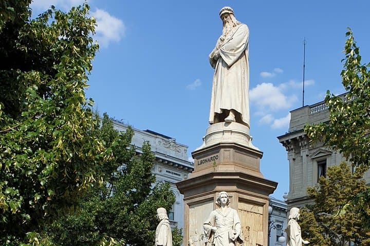 Private Milan Tour with Duomo, La Scala Theatre and Sforza Castle