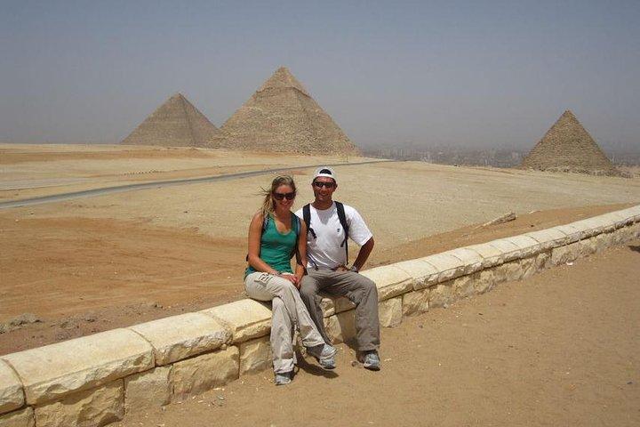 Giza pyramids,Sakkara pyramids &Memphis Include Lunch &Camel ride