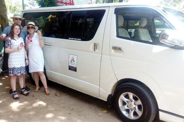 Colombo Airport (CMB) to Citrus Hikkaduwa Private Transfer