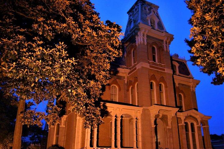 Haunted Memphis Walking Ghost Tour