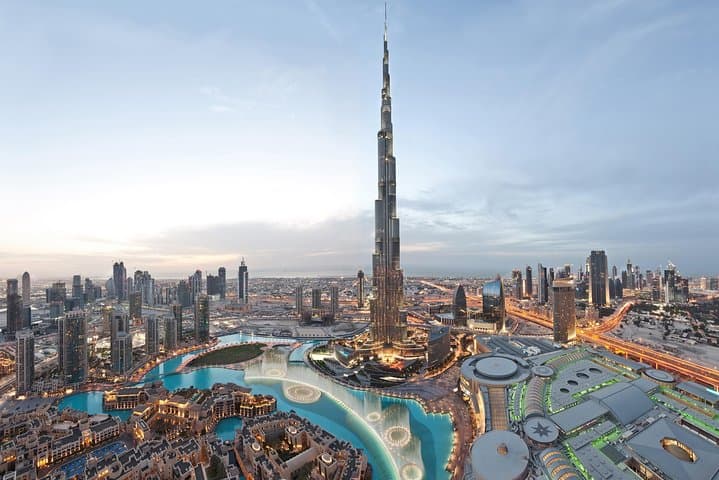 Atmosphere Burj Khalifa High Tea Experience with Private Transfer