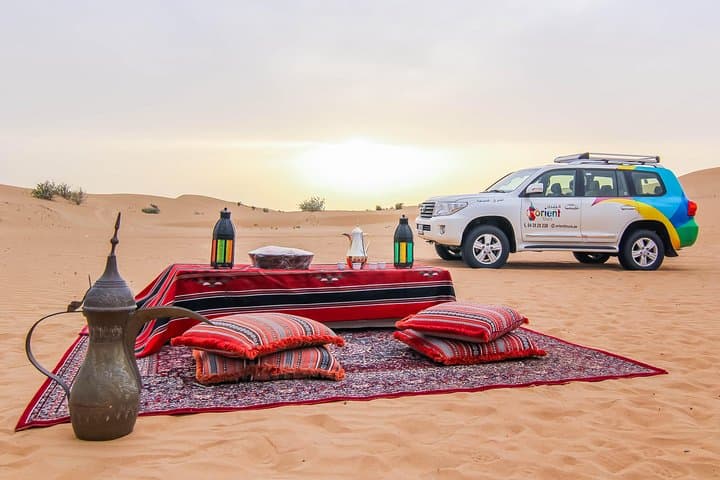 Private 4x4 Sunrise and Wildlife Experience in the Desert