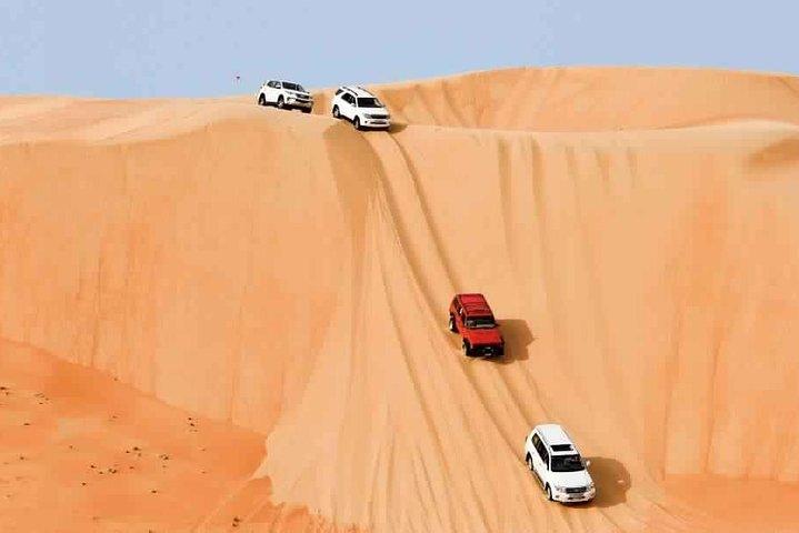 Exciting Dubai Dune Buggy Safari & Sand Boarding & BBQ Dinner & Belly Dance Show