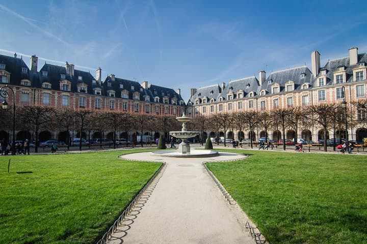Marais self-guided audio tour: the neighborhood that has it all