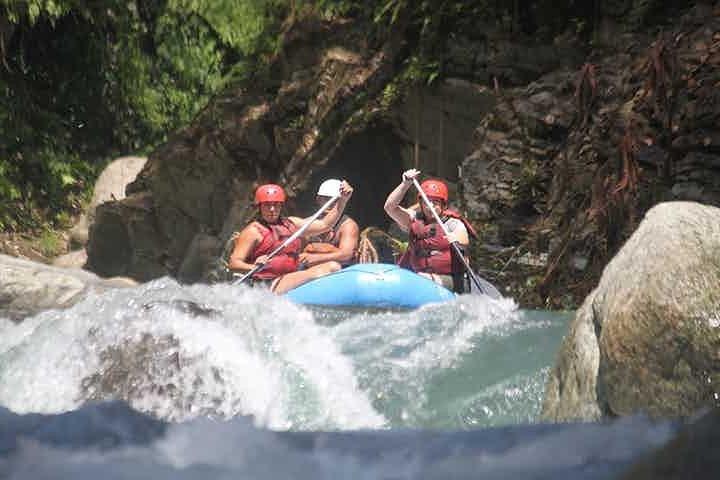 White Water Rafting Naranjo River |Class III From Manuel Antonio
