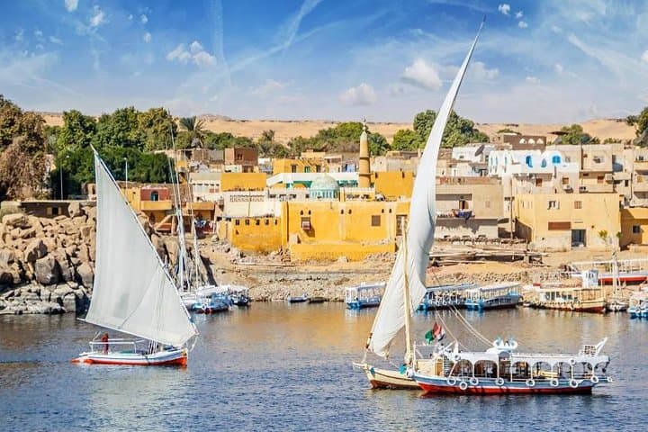 Felucca sailing-boat Ride, tour in Luxor to discover Hapy Nile