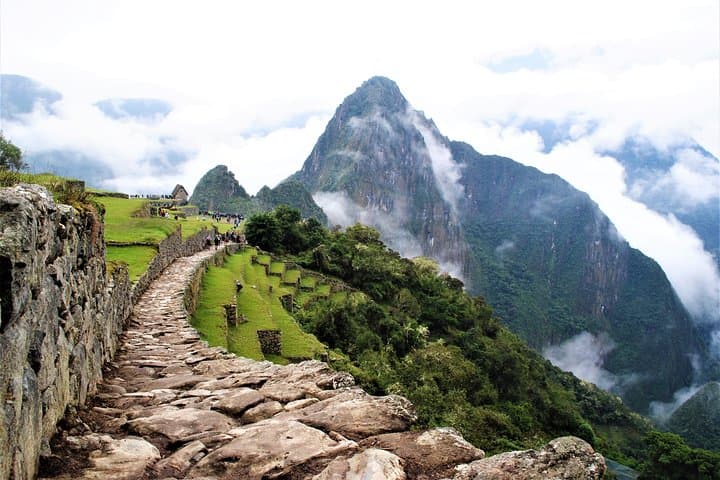 Machu Picchu By Car (2 Days)