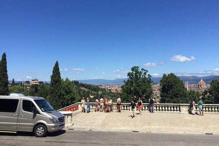 Florence, Lucca and Pisa Private Tour from Livorno