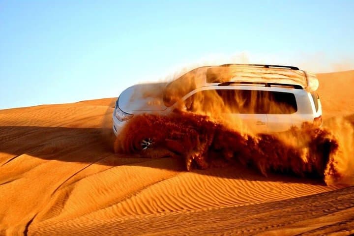 Black and White Desert and Bahariya Oasis Tour 2 Days 1 Night