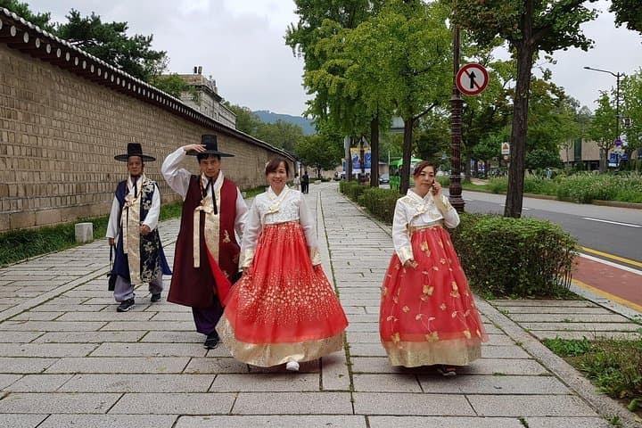 Full Day- Essential Seoul City Tour & Gourmet Tour(including Lunch and Dinner)