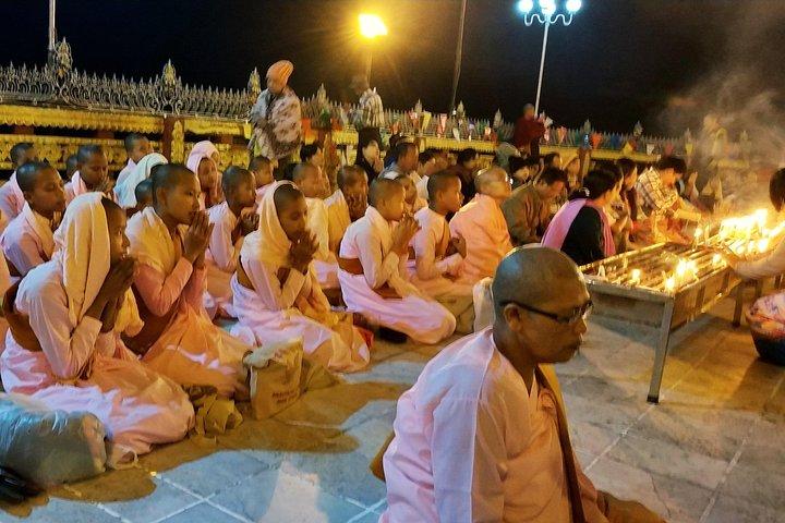 Private Overnight Golden Rock and Bago Tour from Yangon