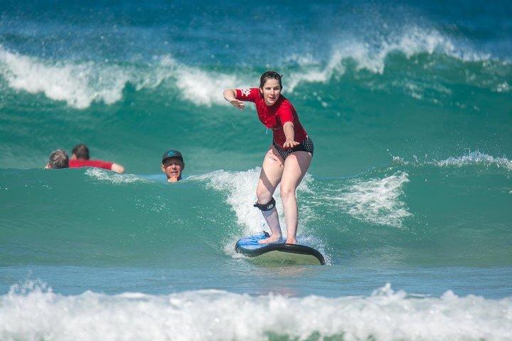 Merrick's Noosa Learn to Surf: 2 Hour group surfing lesson