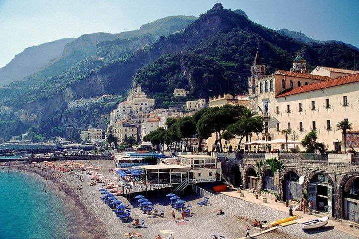 Private Transfer from Rome to Amalfi Coast & Pompeii Tour