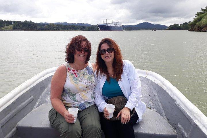 Panama City, Lake Gatun Adventure : Monkey Island