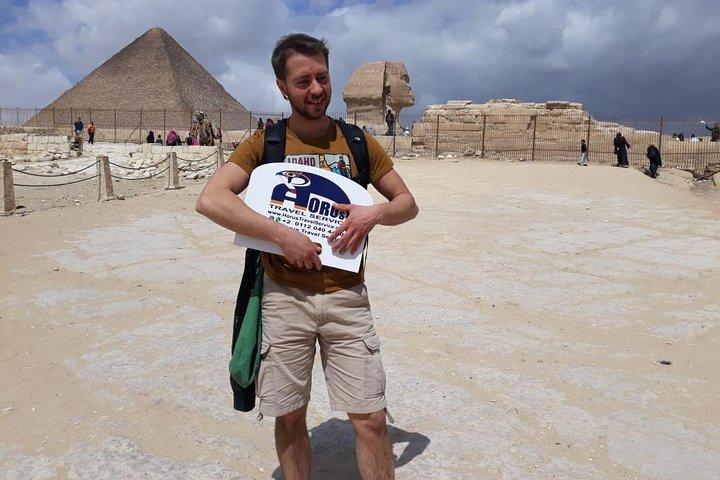 Private Day Tour to Pyramids ,The Egyptian Museum And Old Cairo
