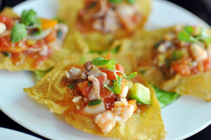 Hoi An Night Market - Ancient Town street food tours by Night