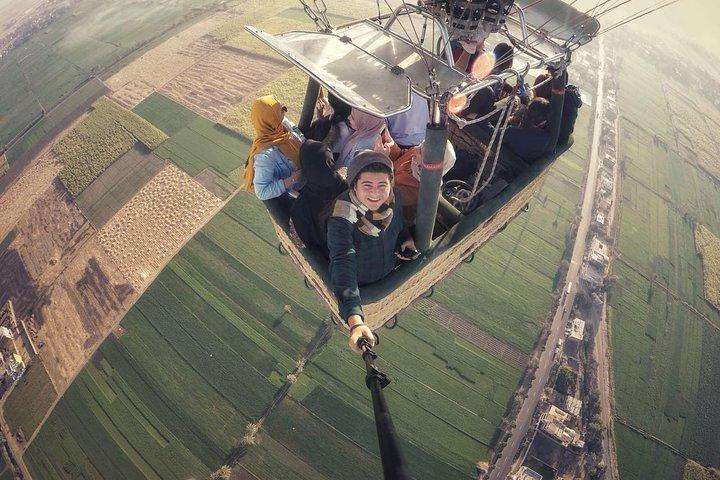 Sunrise Hot Air Balloon Ridding in Luxor