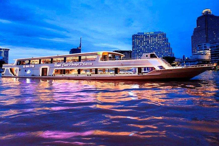 New Year Party : Chao Phraya Princess Dinner Cruise with Return Transfer