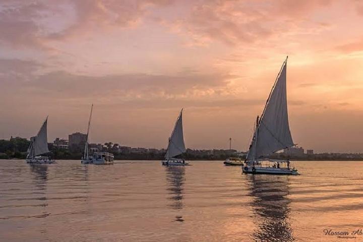 Private Tour To Felucca Ride and Walking Tour at Khan Al-Khalili Bazaar