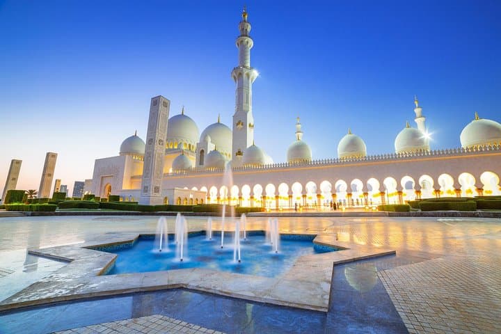 Abu Dhabi Essentials Tour from Dubai