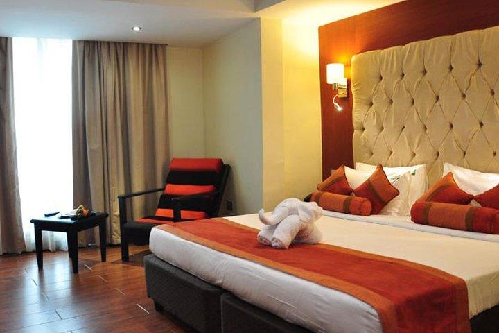 15 Days Classic Kenya & Tanzania + Zanzibar Beach Holiday