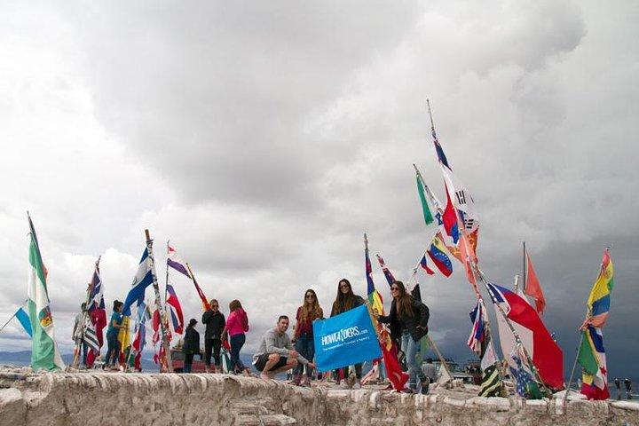 Uyuni Salt Flats 4-days tour from Atacama> private room available