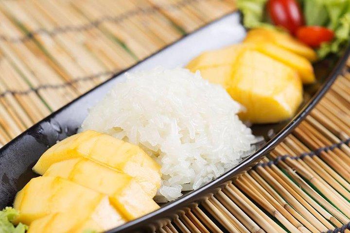Dine and Cruise on Mekong River