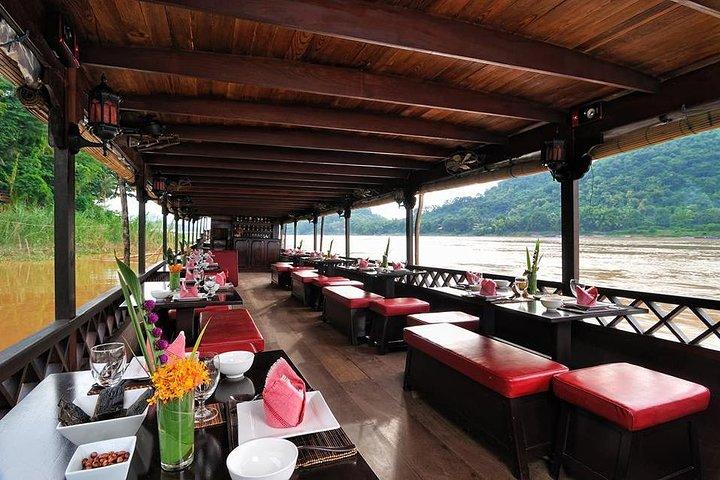 Dine and Cruise on Mekong River