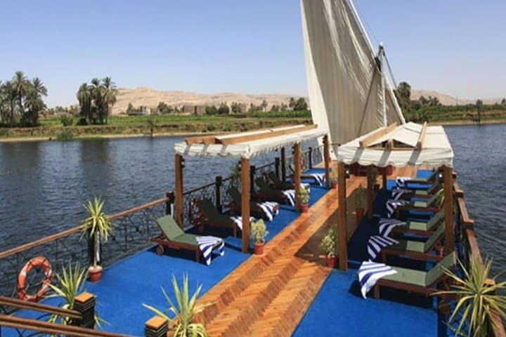 Dahabiya Nile Cruise from Luxor to Aswan