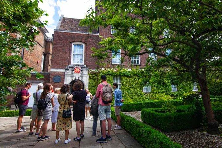Private 2-Hour Cambridge Walking Tour With University Alumni Guide