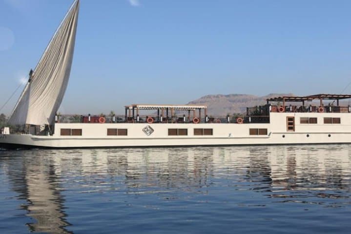 Dahabiya Nile Cruise from Luxor to Aswan