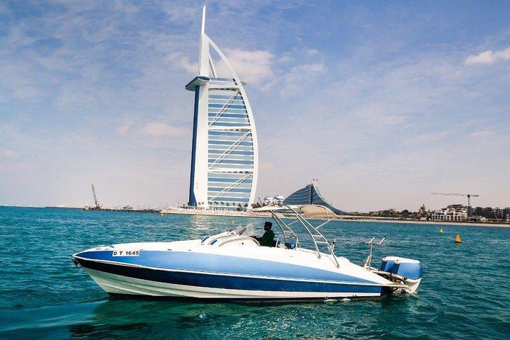 2 Hours Speed Boat Sightseeing of Dubai Marina - Dubai