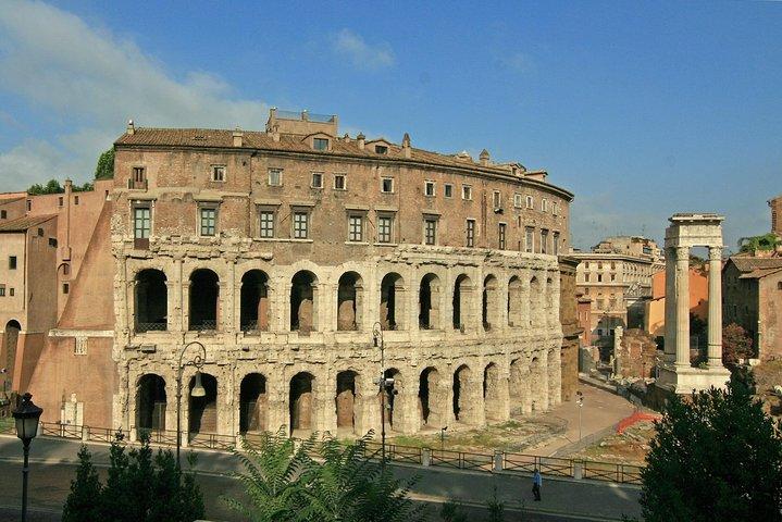 Unveil Rome : Crypts, Underground Aqueducts and Iconic Monuments