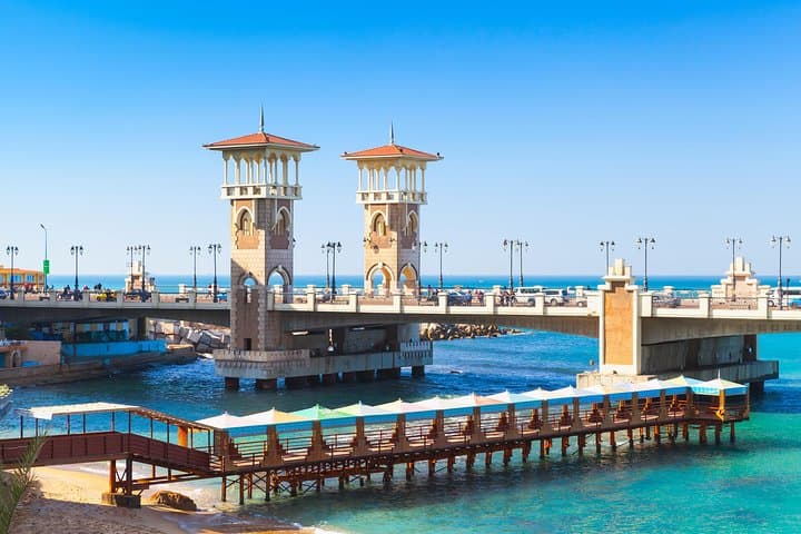 5-Day Private Tour: Giza, Cairo, and Alexandria with free Airport Transfers