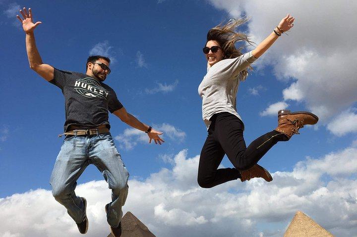 Cairo Layover Tour to Giza Pyramids & Felucca Ride on Nile from Cairo Airport