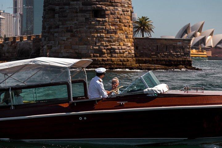 Private 2 Hour Highlights Cruise of Sydney Harbour - Up to 6