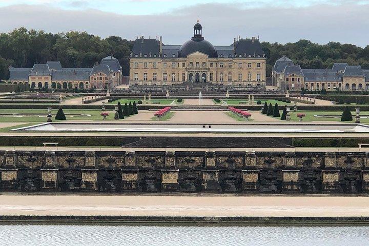 VAUX-LE-VICOMTE- private day-trip (pickup and dropoff at/to your hotel in Paris)