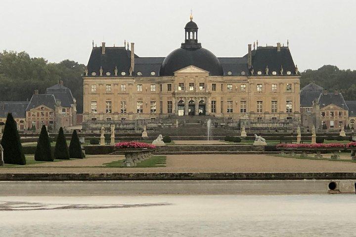 VAUX-LE-VICOMTE- private day-trip (pickup and dropoff at/to your hotel in Paris)