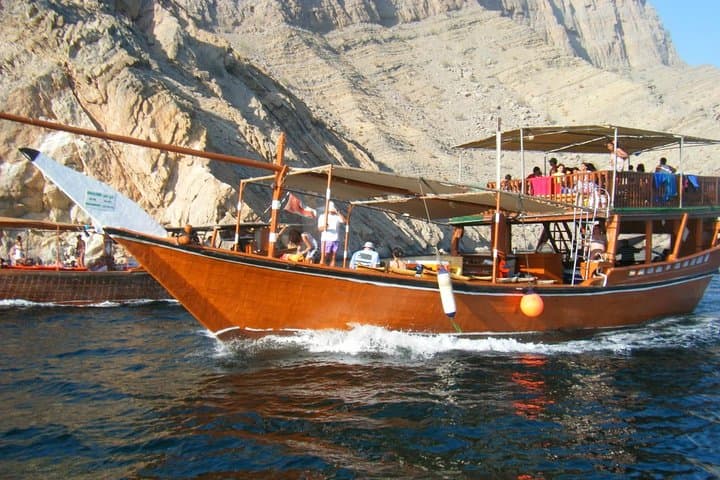 Small-Group Day Trip from Dubai to Musandam, Oman with Lunch