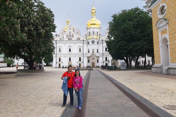 Kyiv Combo: Private Tour of Kyiv Pechersk Lavra and WWII Museum