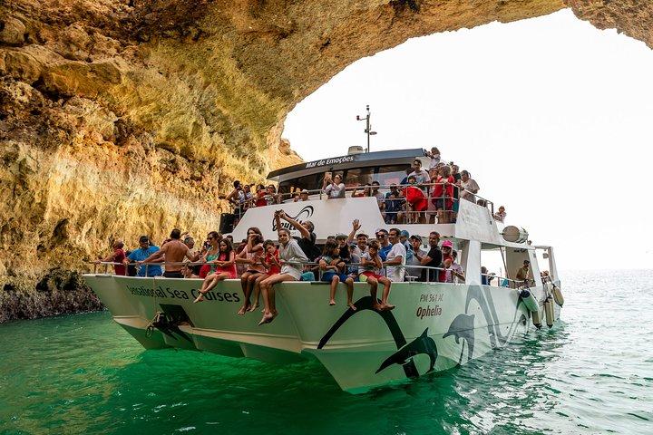 Benagil Boat Trip with Lunch, Open Bar & Fun Water Activities