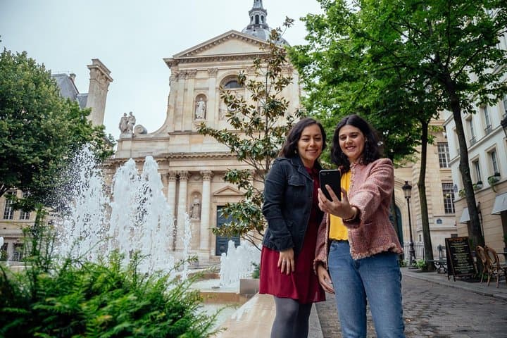 Private Tour: Secrets of Notre Dame & Latin Quarter with a Local