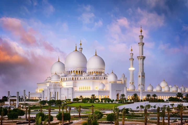 Full Day Abu Dhabi City Tour from Dubai Including Lunch