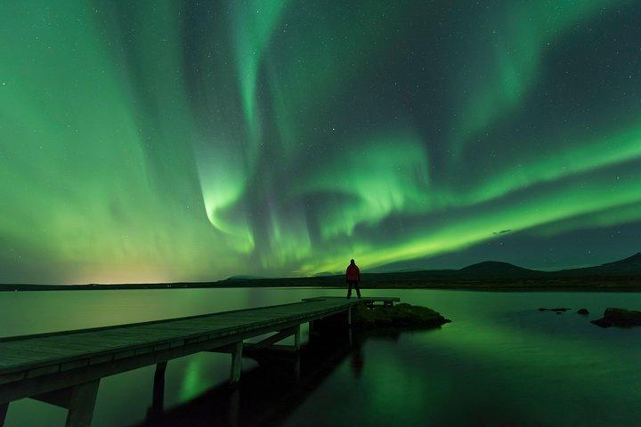 Northern Lights Small Group Guided Tour from Reykjavik