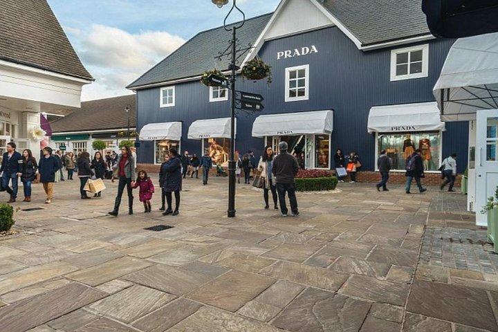 Bicester Village Private Vehicle Round Trip Service from London