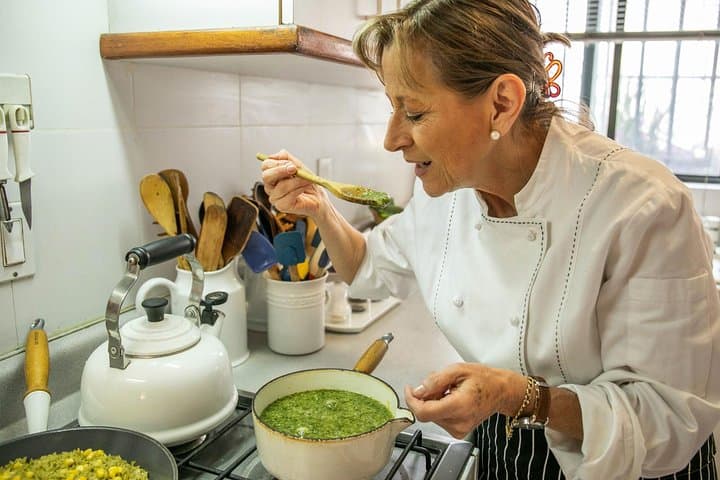 Market Tour and Home Cooking Class in Mexico City with Margarita