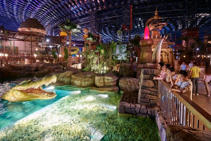 IMG Worlds Of Adventure + Fast Track: Enjoy the Combo offer