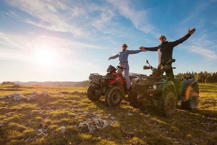 1.5-Hour Quad Bike Tour Around the Giza Pyramids from Cairo