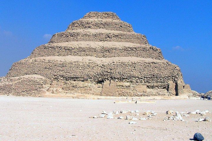 Top Rated Saqqara Highlights: Private Guided Day Tour from Cairo
